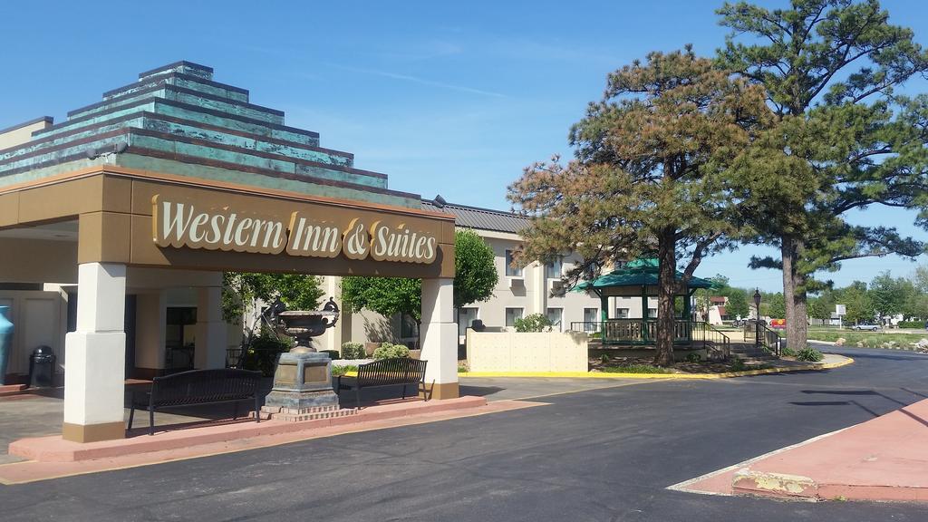 Western Inn And Suites Enid Екстериор снимка