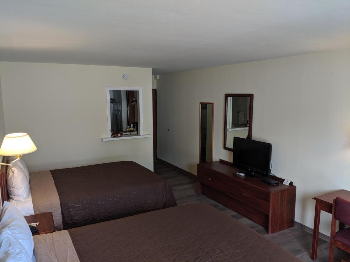 Western Inn And Suites Enid Екстериор снимка
